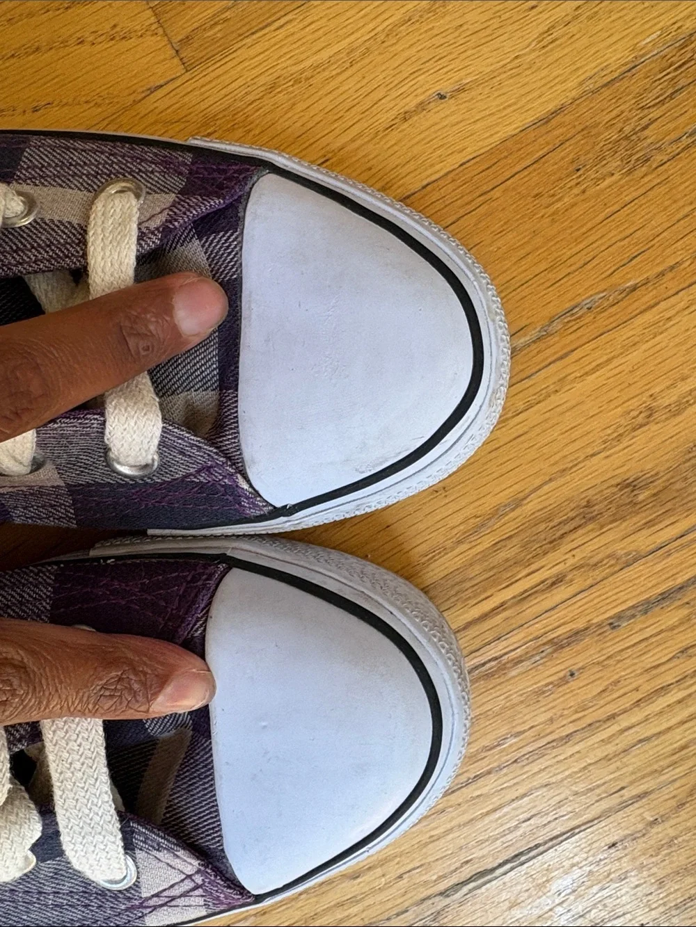 Airwalk Purple Plaid High-Top Sneakers with White Soles Size 8.5